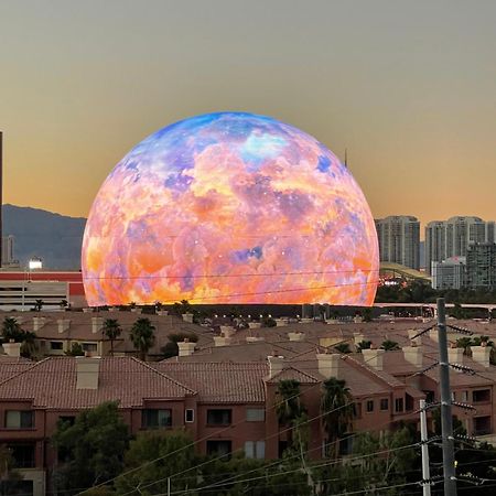 Modern Oasis Steps Away From The Las Vegas Strip Bagian luar foto