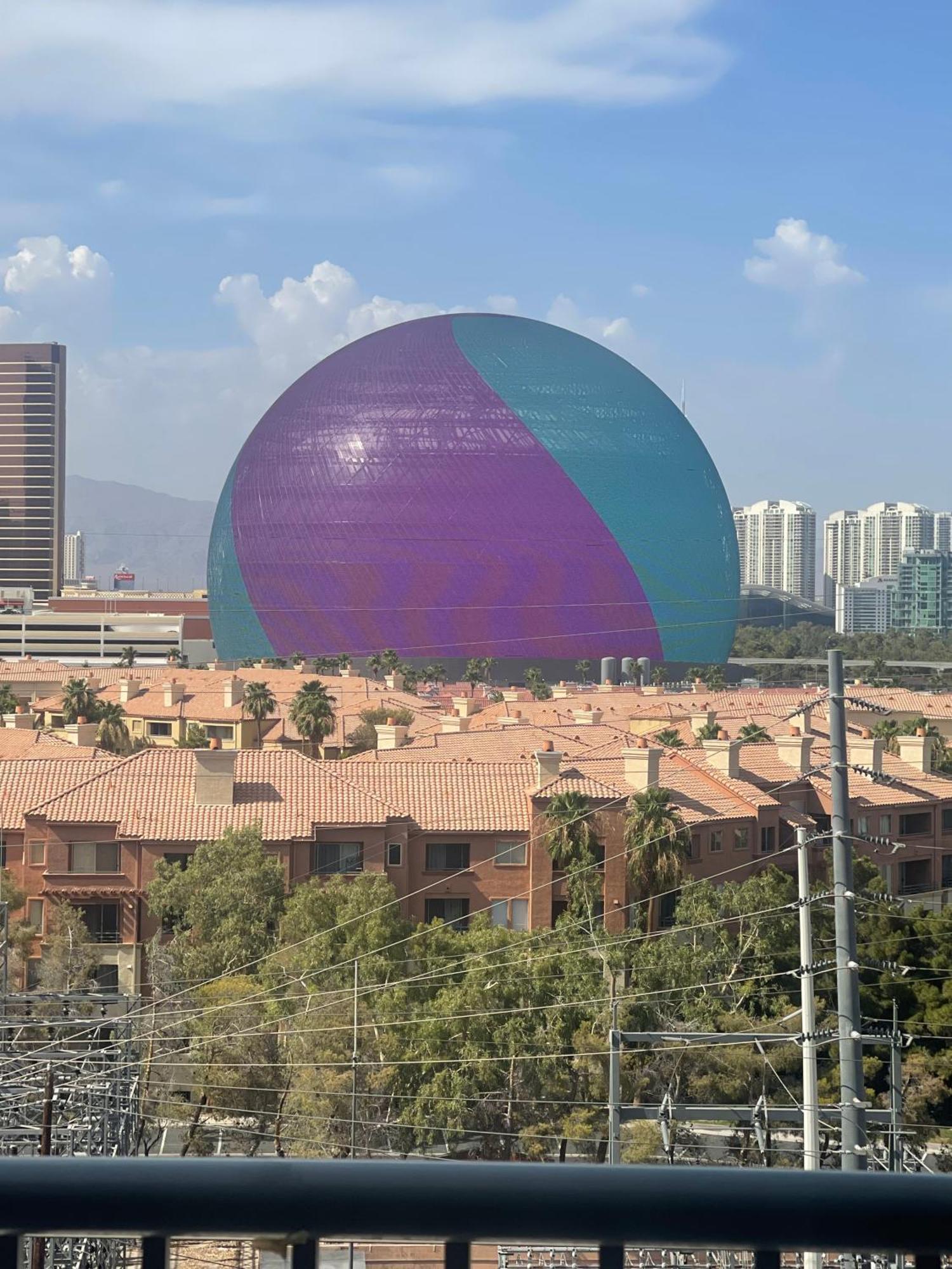 Modern Oasis Steps Away From The Las Vegas Strip Bagian luar foto